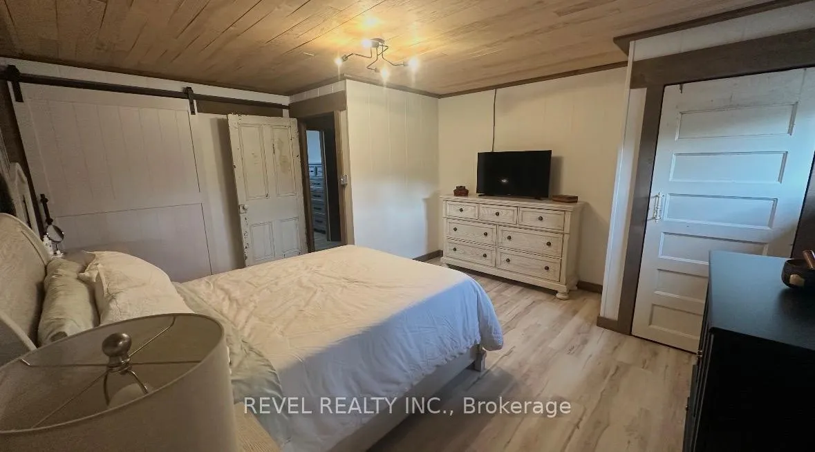 Photo 32 of 680 Peltola Road, Cochrane — HOMEH