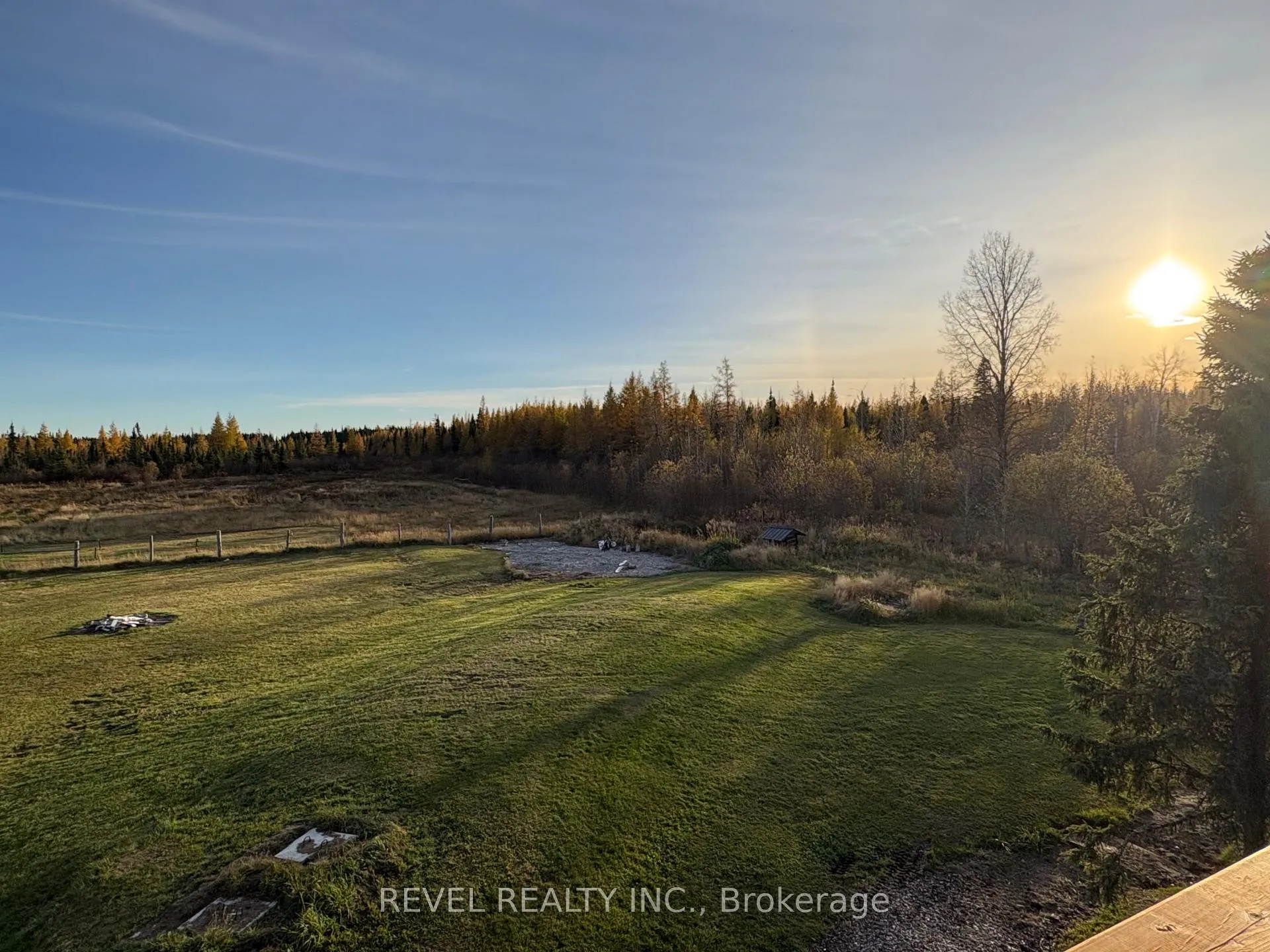 Photo 35 of 680 Peltola Road, Cochrane — HOMEH