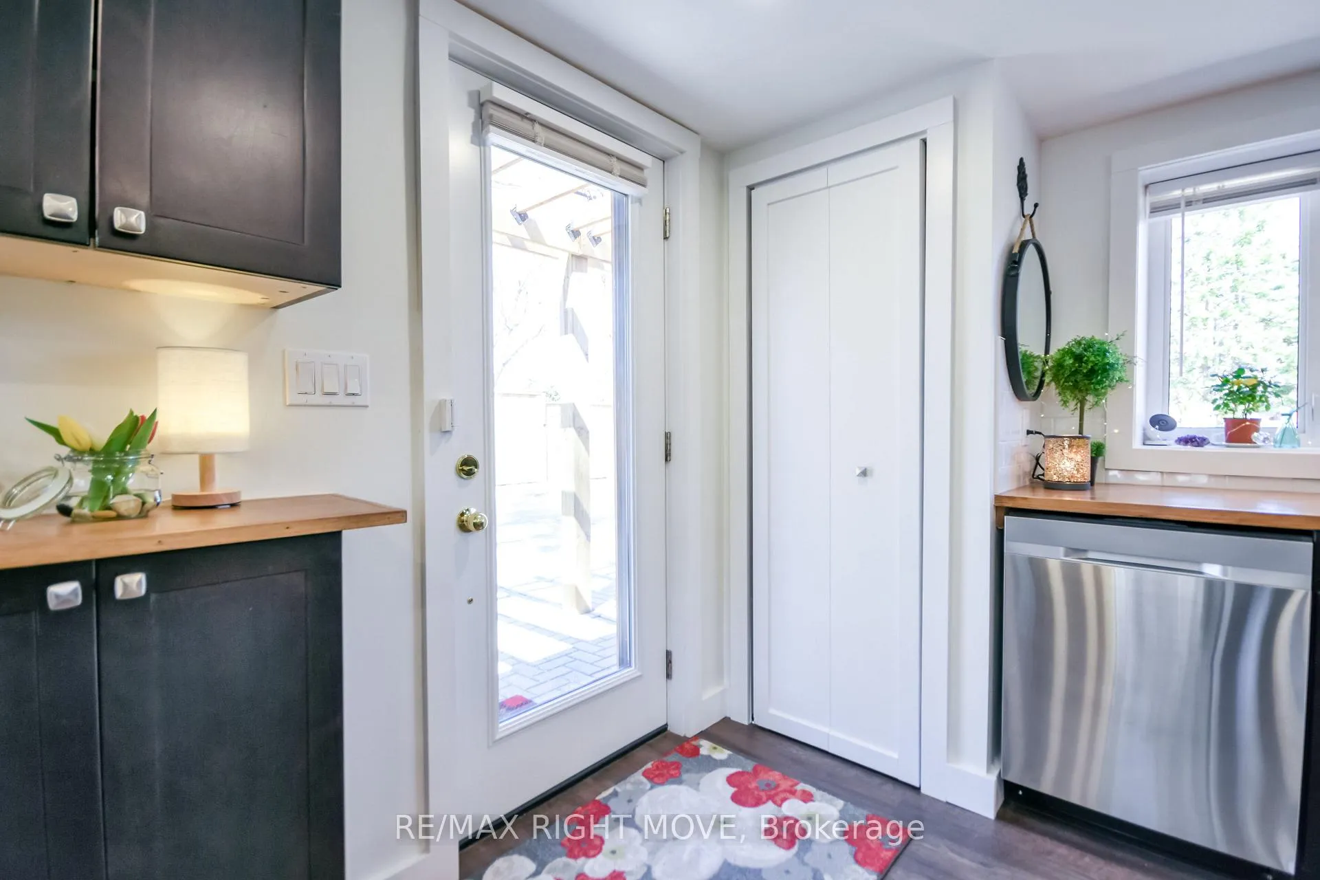 Photo 12 of 51 Walker Avenue, Orillia — HOMEH