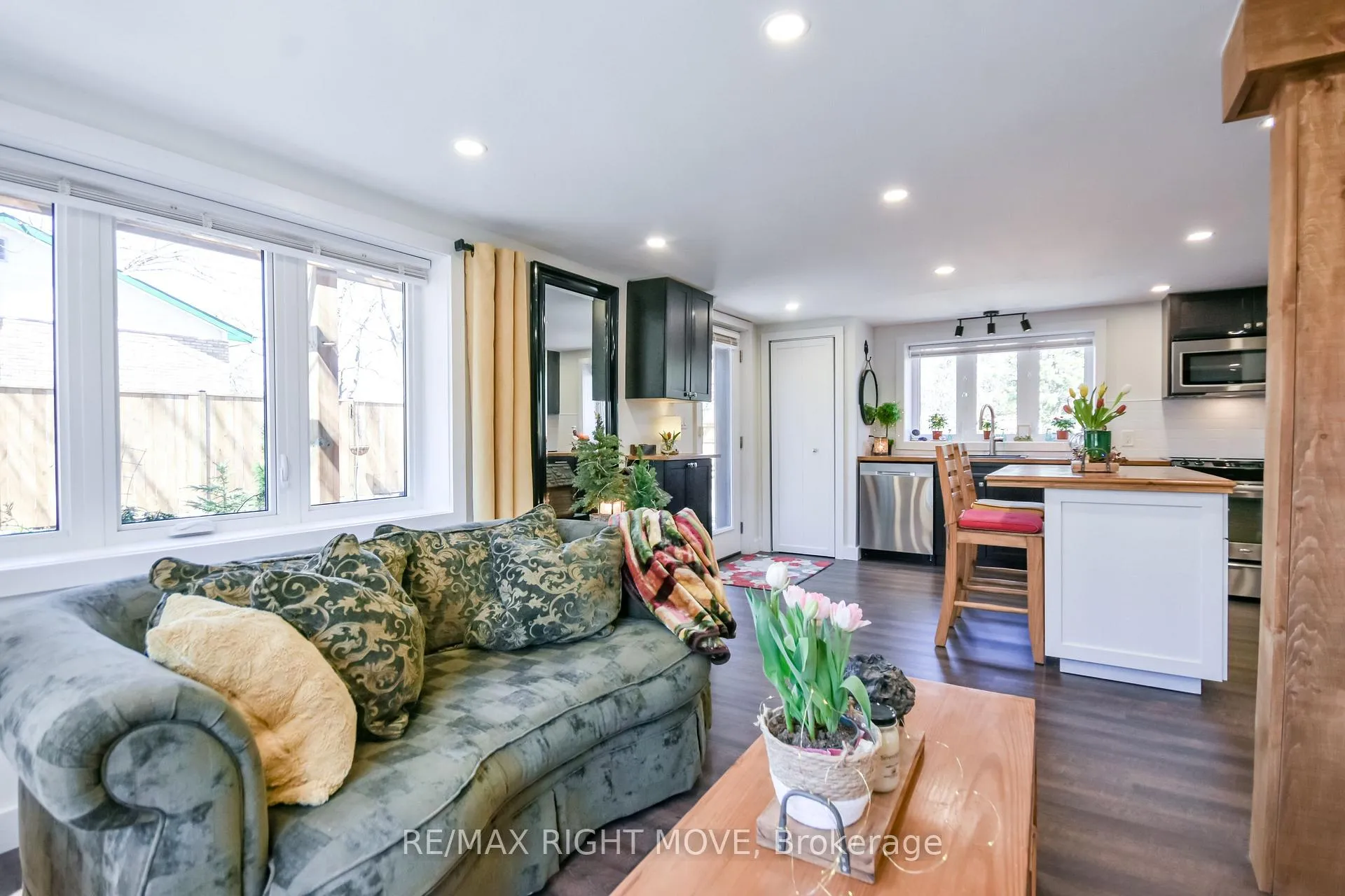 Photo 15 of 51 Walker Avenue, Orillia — HOMEH