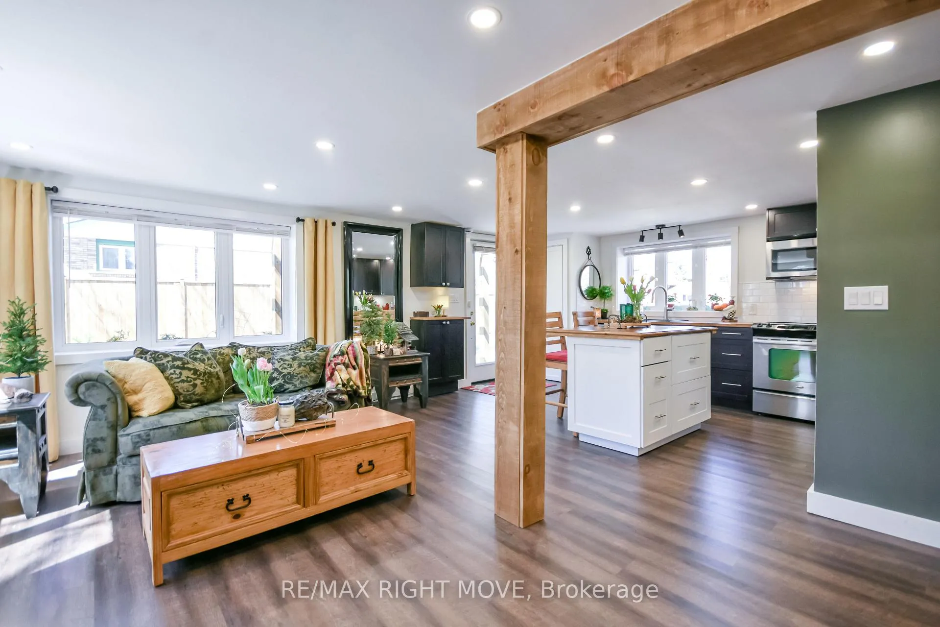 Photo 18 of 51 Walker Avenue, Orillia — HOMEH