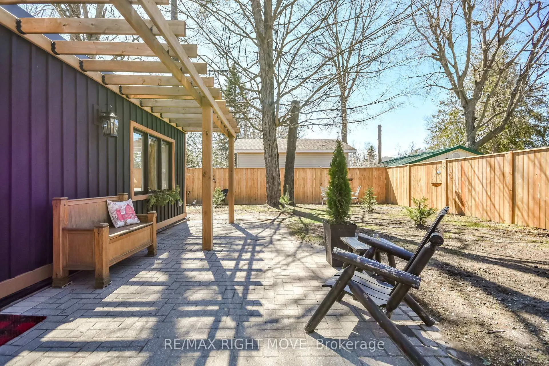 Photo 35 of 51 Walker Avenue, Orillia — HOMEH