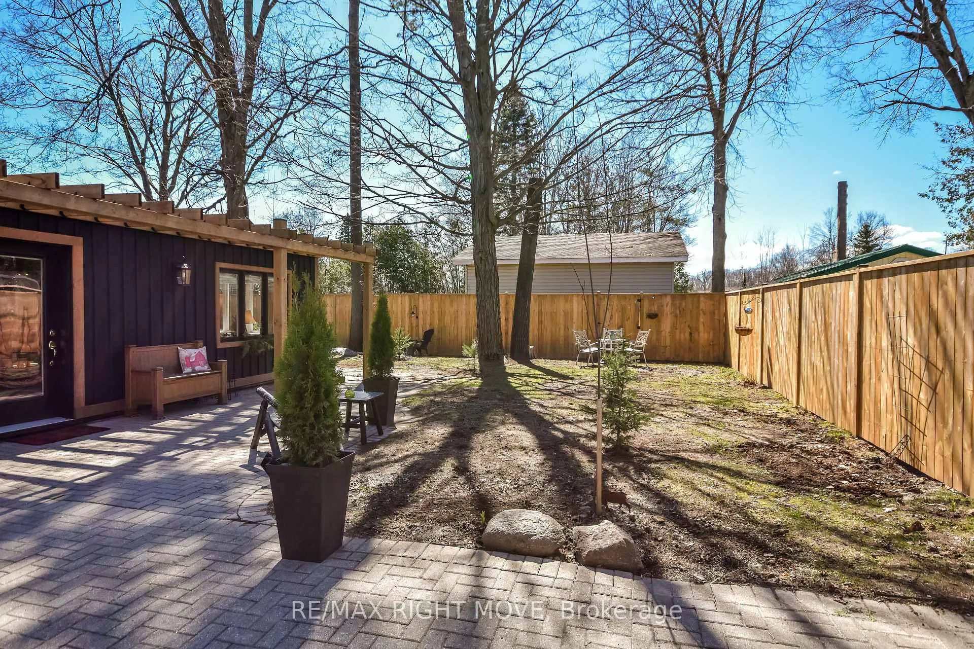 Photo 39 of 51 Walker Avenue, Orillia — HOMEH