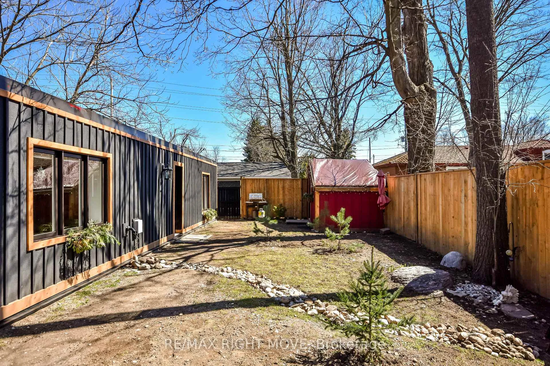 Photo 43 of 51 Walker Avenue, Orillia — HOMEH