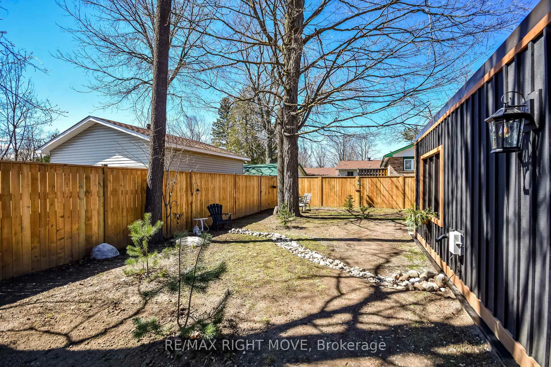 Photo 47 of 51 Walker Avenue, Orillia — HOMEH
