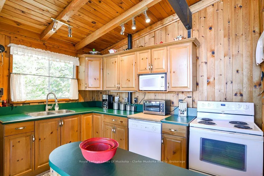 Photo 11 of 236 Pratts Road, Georgian Bay, Baxter — HOMEH