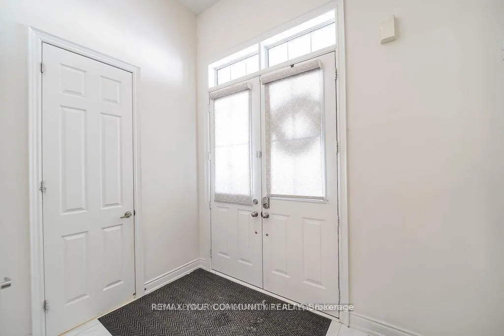 Photo 4 of 133 Marcel Brunelle Drive, Whitby, Rural Whitby — HOMEH
