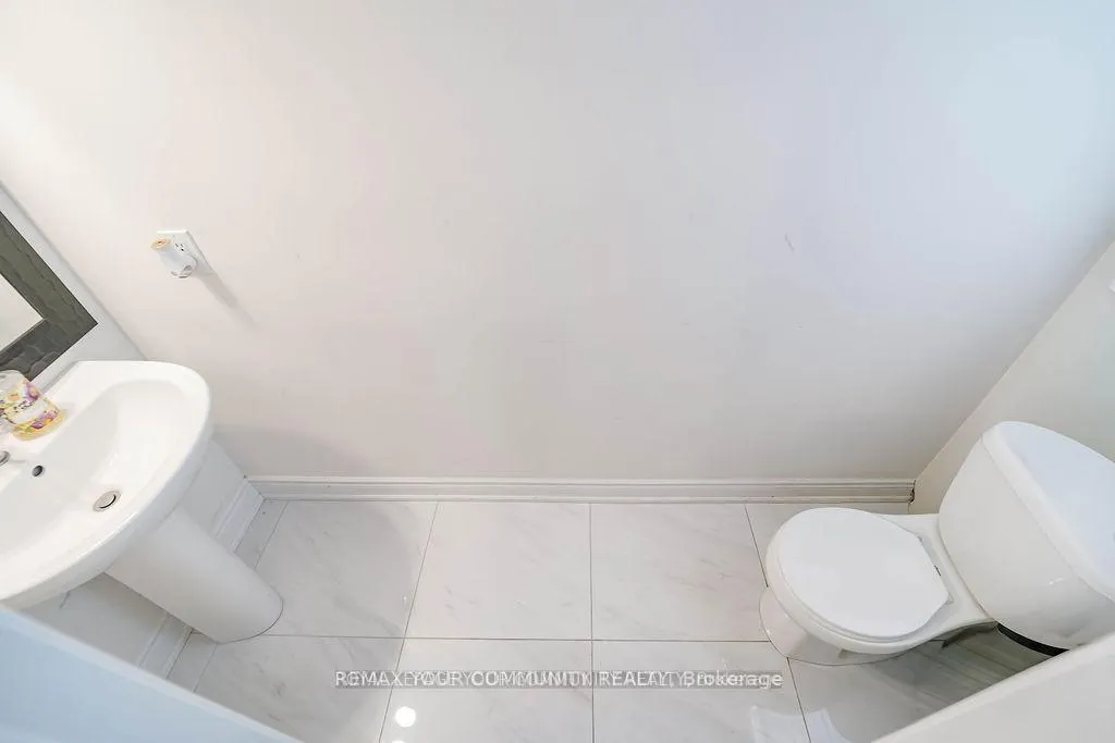 Photo 8 of 133 Marcel Brunelle Drive, Whitby, Rural Whitby — HOMEH