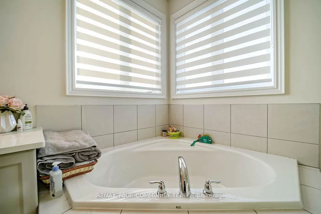 Photo 30 of 133 Marcel Brunelle Drive, Whitby, Rural Whitby — HOMEH