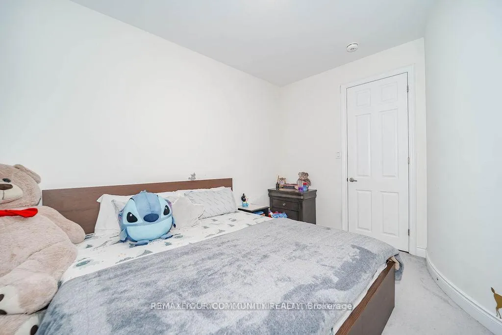 Photo 32 of 133 Marcel Brunelle Drive, Whitby, Rural Whitby — HOMEH