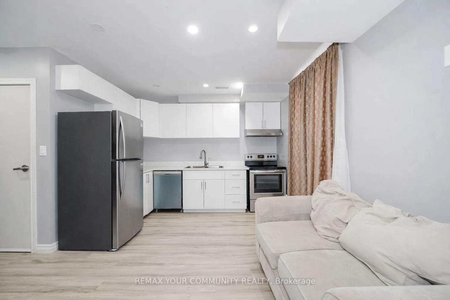 Photo 37 of 133 Marcel Brunelle Drive, Whitby, Rural Whitby — HOMEH