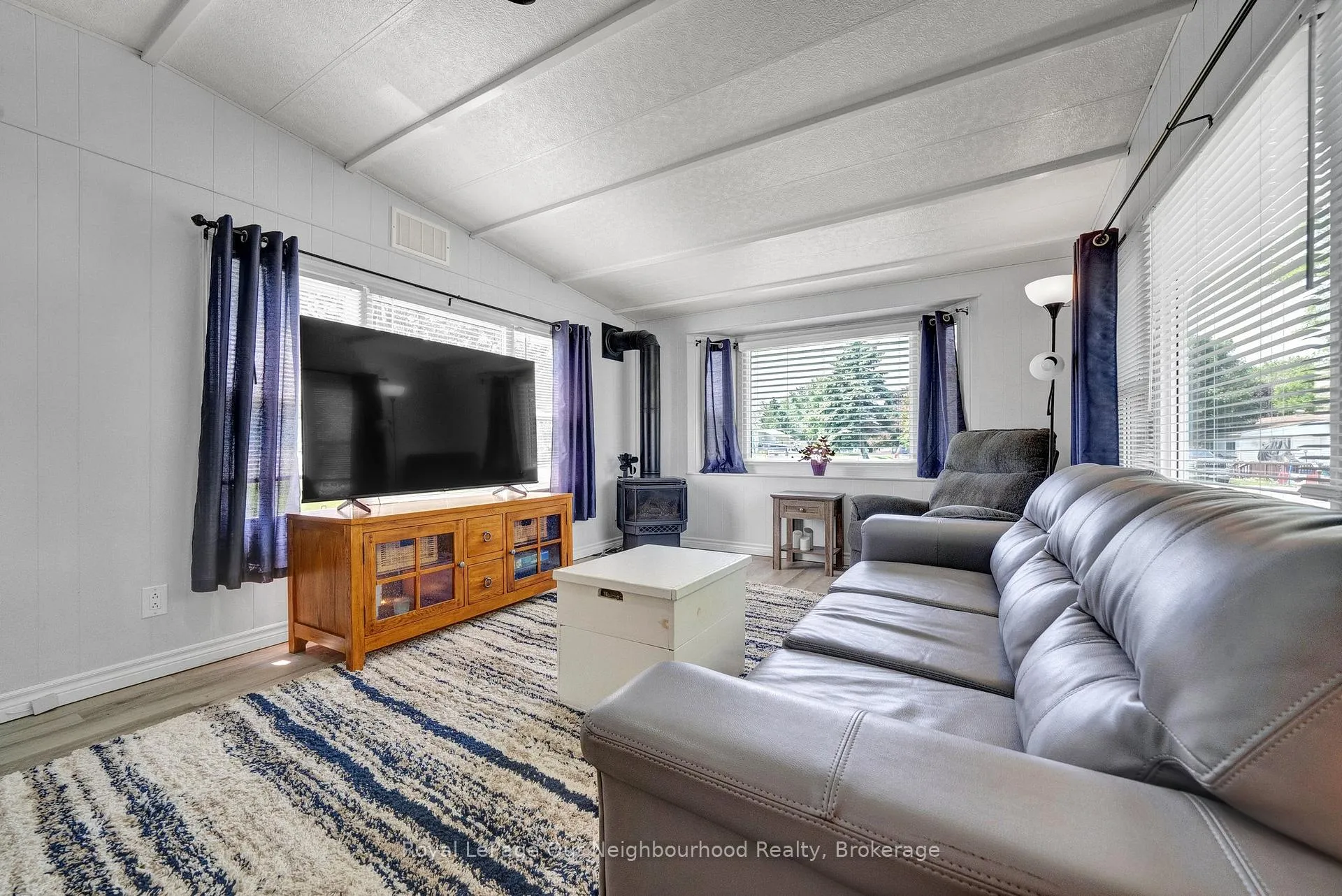 Photo 19 of 29 Hillview Drive, Hamilton Township, Rural Hamilton — HOMEH