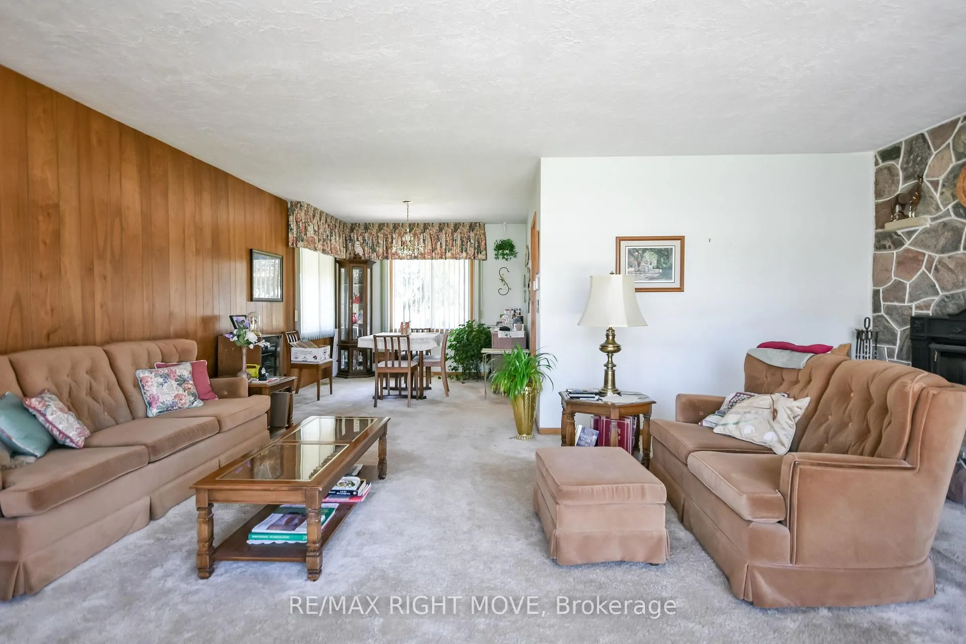Photo 12 of 978 15/16 Side Road E, Oro-Medonte, Rural Oro-Medonte — HOMEH