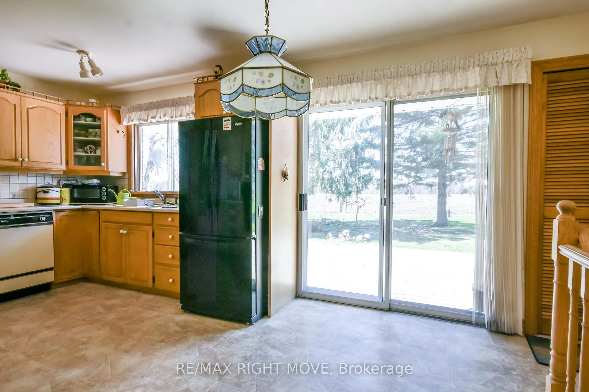 Photo 18 of 978 15/16 Side Road E, Oro-Medonte, Rural Oro-Medonte — HOMEH