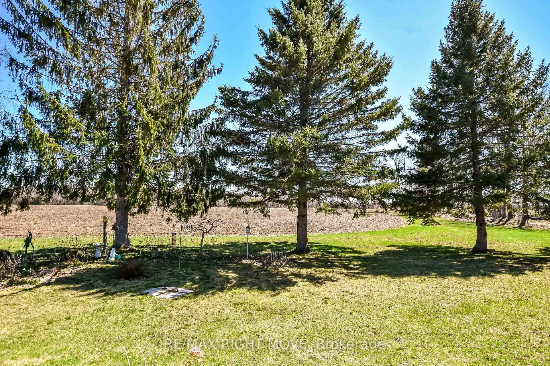 Photo 39 of 978 15/16 Side Road E, Oro-Medonte, Rural Oro-Medonte — HOMEH