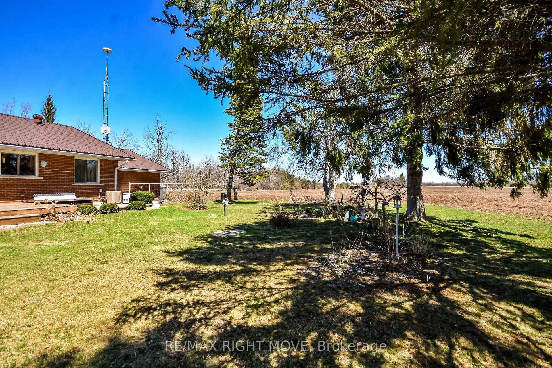 Photo 43 of 978 15/16 Side Road E, Oro-Medonte, Rural Oro-Medonte — HOMEH
