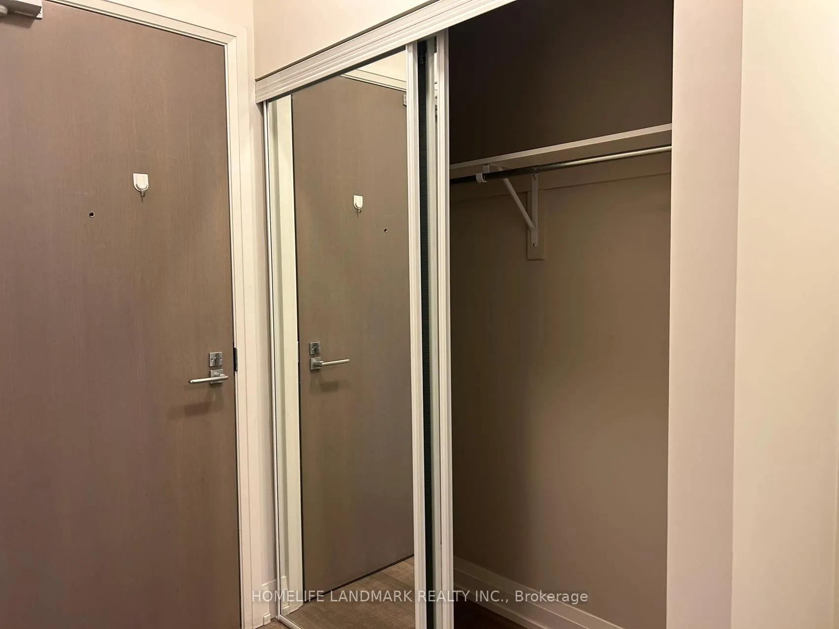 Photo 5 of Unit 525, 7165 Yonge Street, Markham, Grandview — HOMEH