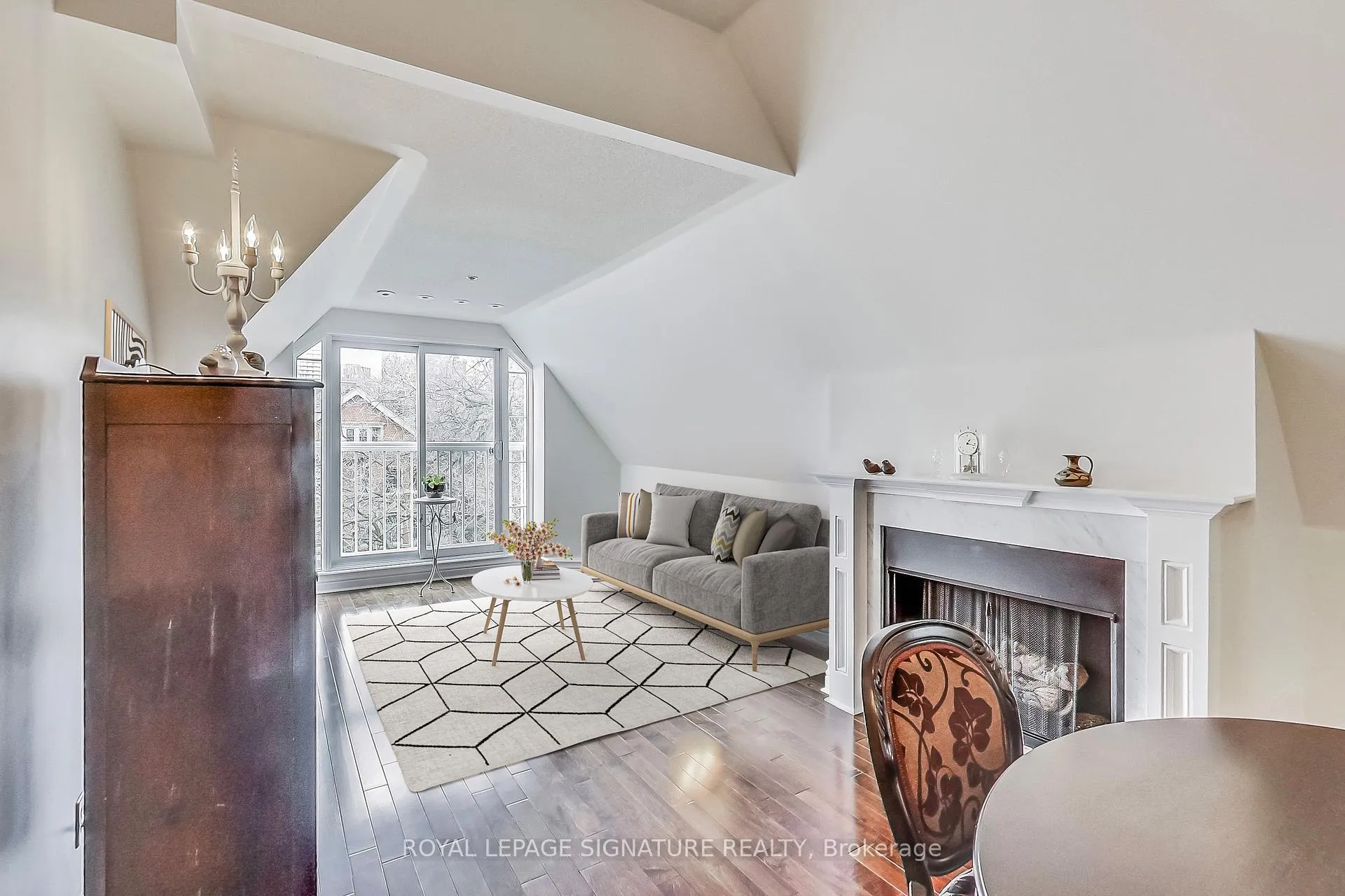 Photo 3 of Unit M11, 539 Jarvis Street, Toronto, North St. James Town — HOMEH