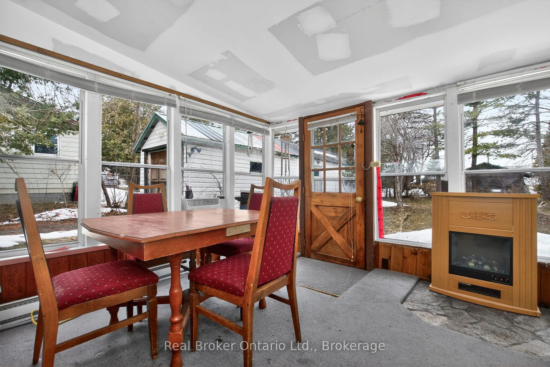 Photo 15 of 156 Silver Birch Crescent, Tay, Port McNicoll — HOMEH