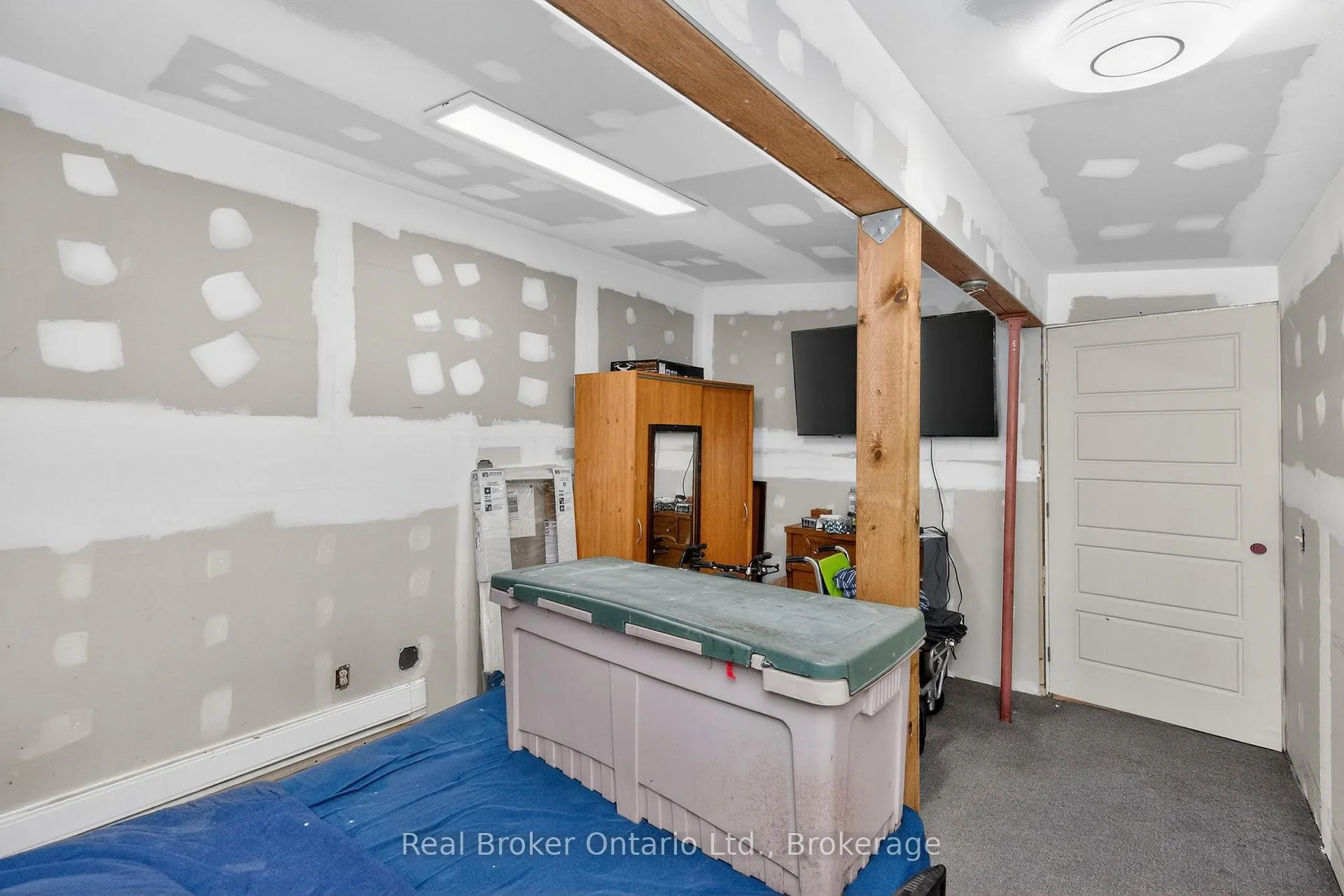 Photo 16 of 156 Silver Birch Crescent, Tay, Port McNicoll — HOMEH