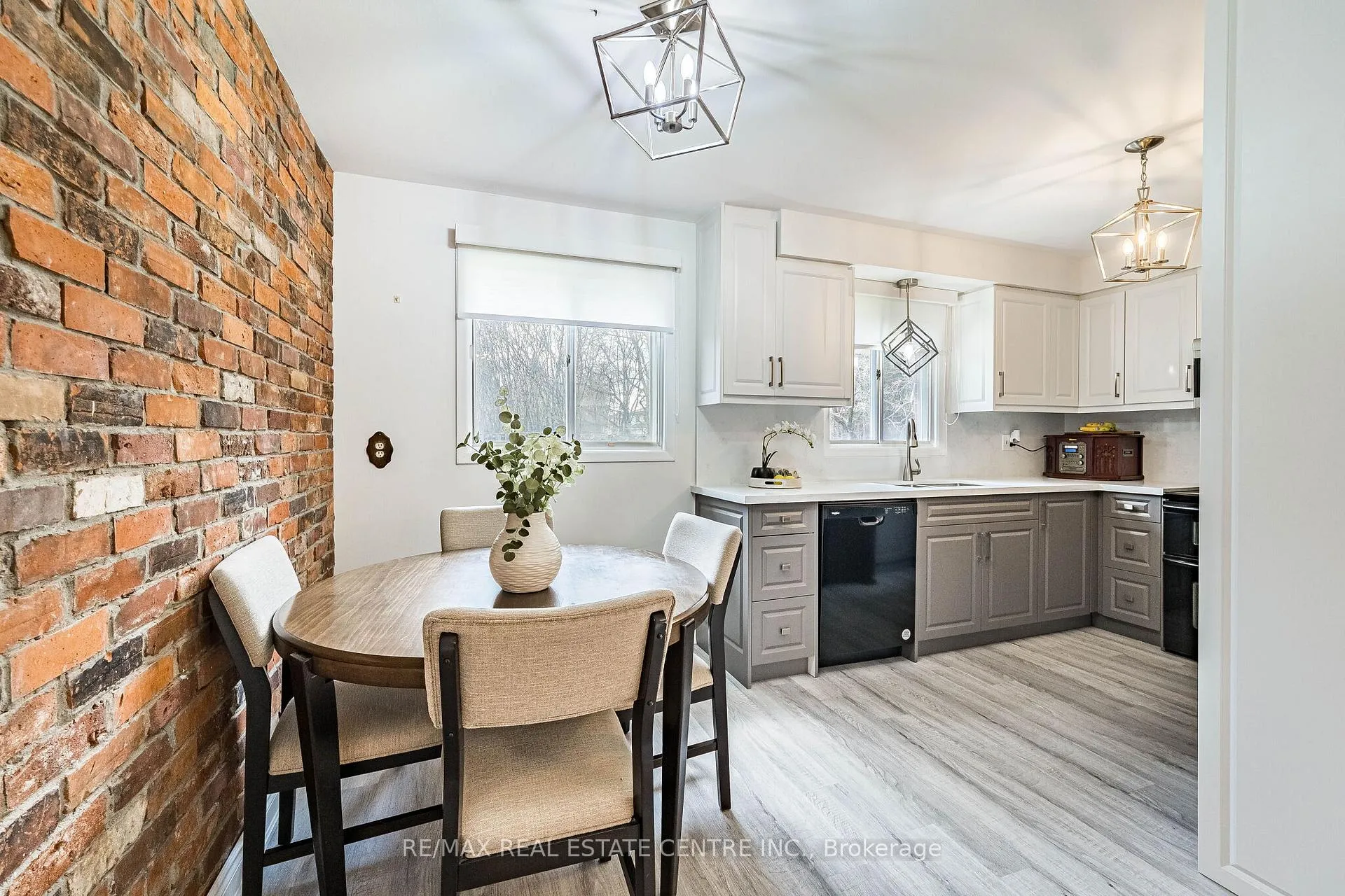 Photo 8 of 11 Kirkland Road, Brampton, Madoc — HOMEH