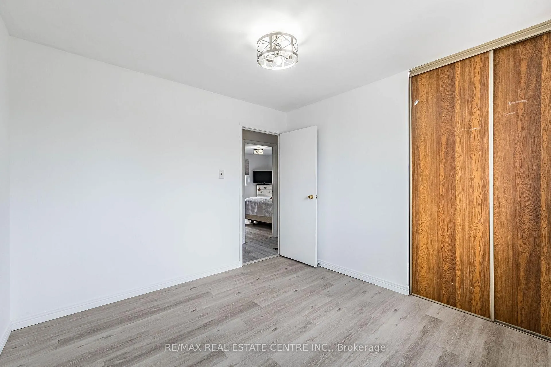 Photo 24 of 11 Kirkland Road, Brampton, Madoc — HOMEH
