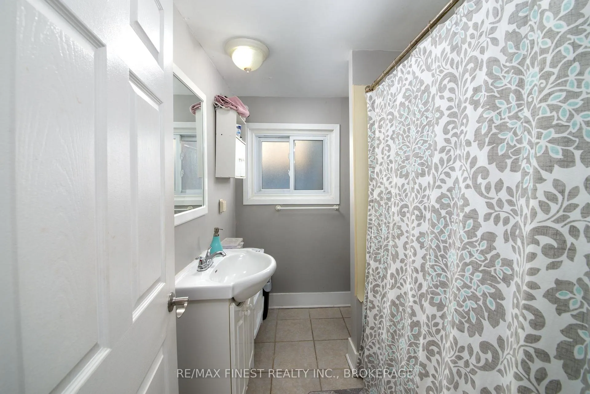 Photo 12 of 43 Durham Street, Kingston, Central City East — HOMEH