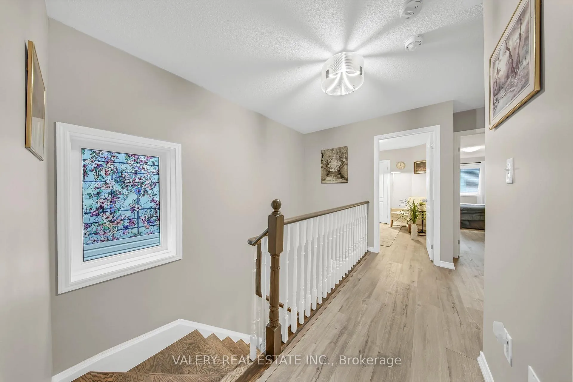 Photo 13 of 2442 Equestrian Crescent, Oshawa, Windfields — HOMEH