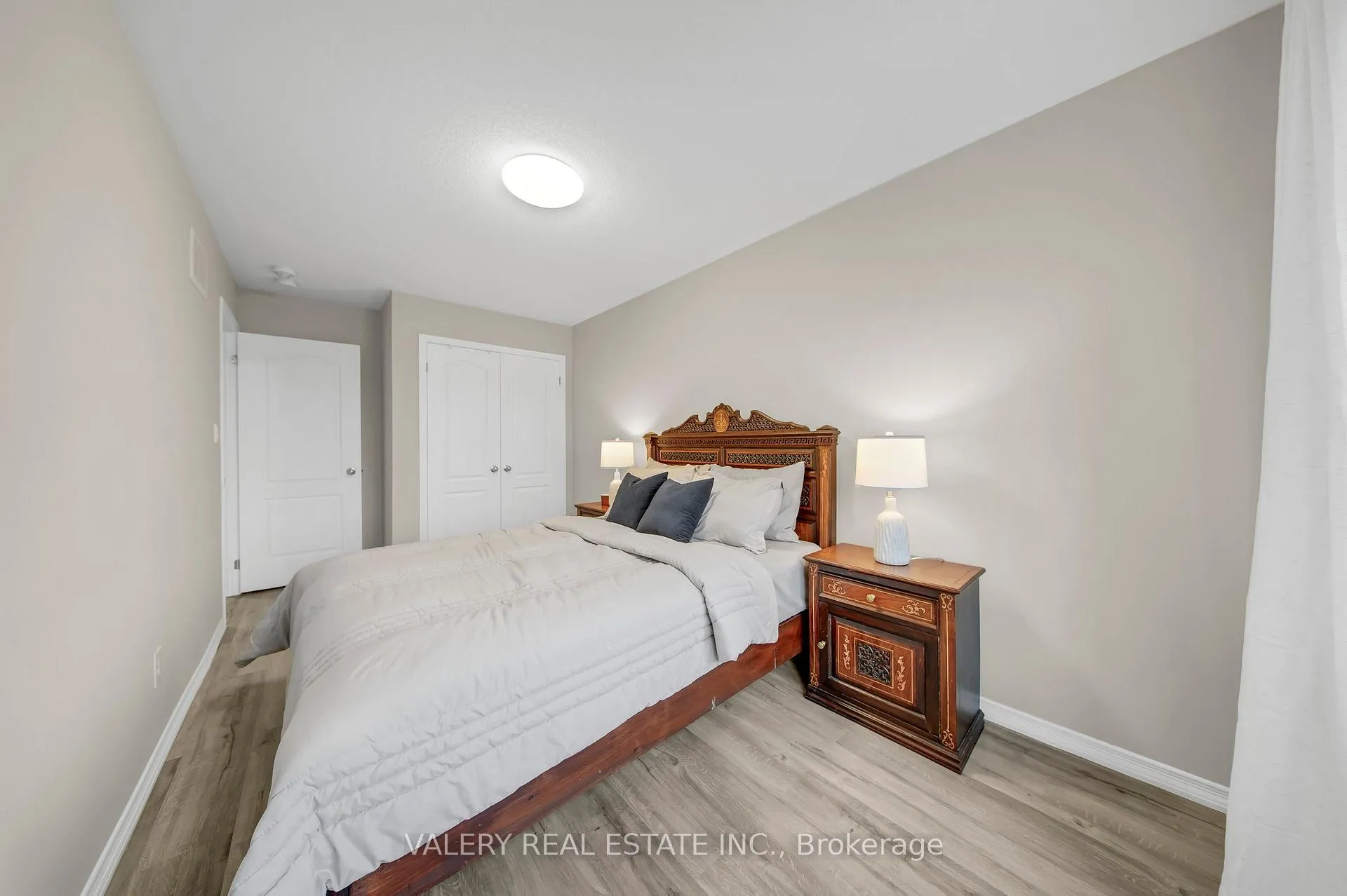 Photo 18 of 2442 Equestrian Crescent, Oshawa, Windfields — HOMEH