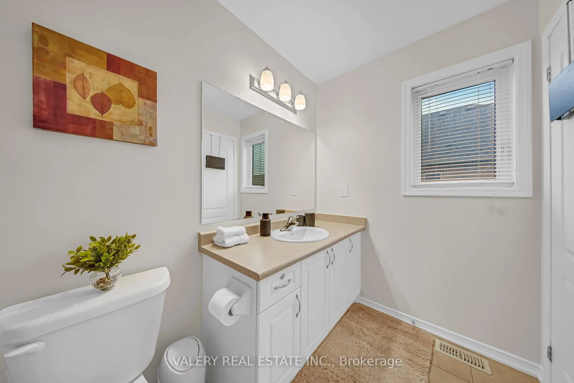 Photo 25 of 2442 Equestrian Crescent, Oshawa, Windfields — HOMEH