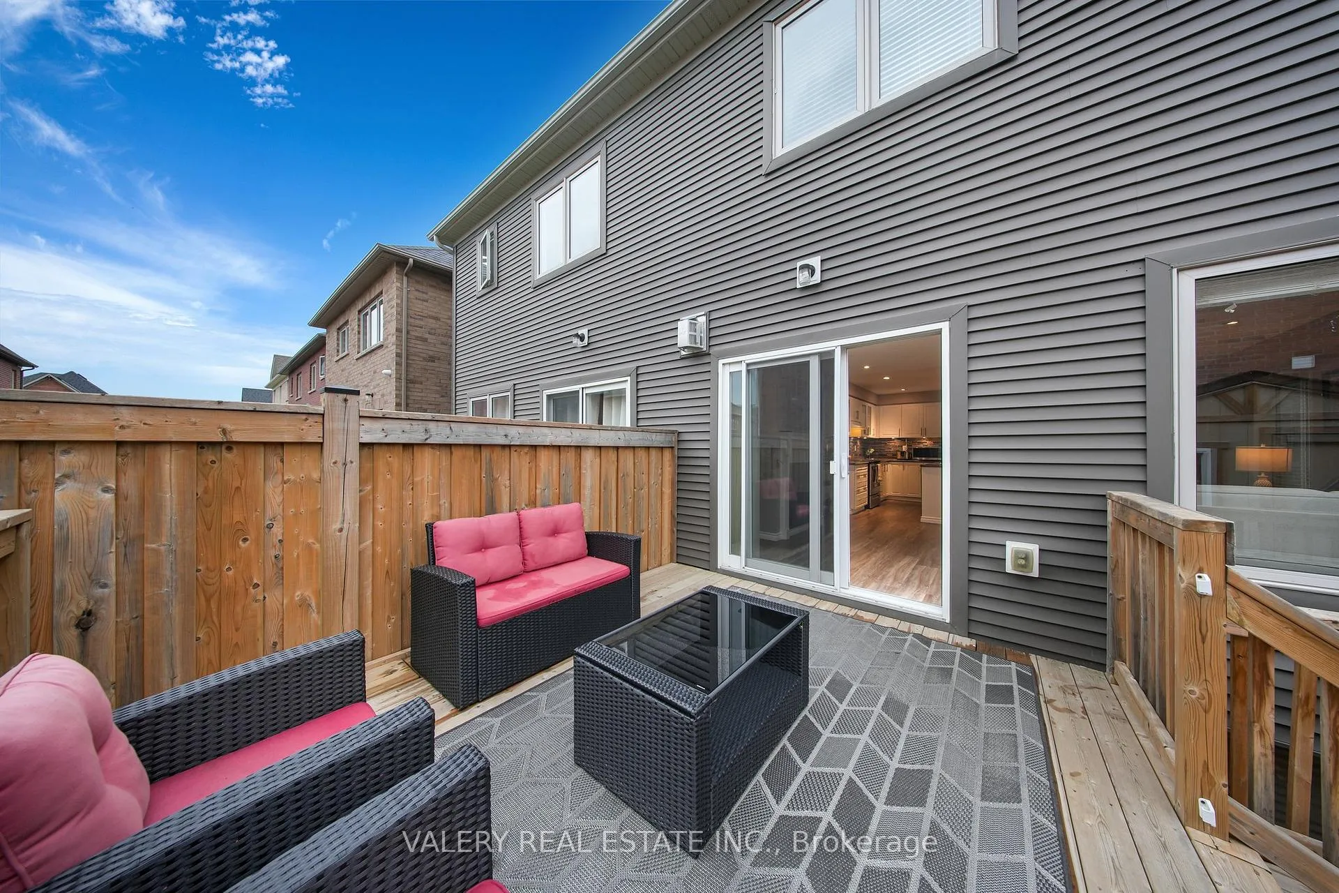 Photo 31 of 2442 Equestrian Crescent, Oshawa, Windfields — HOMEH