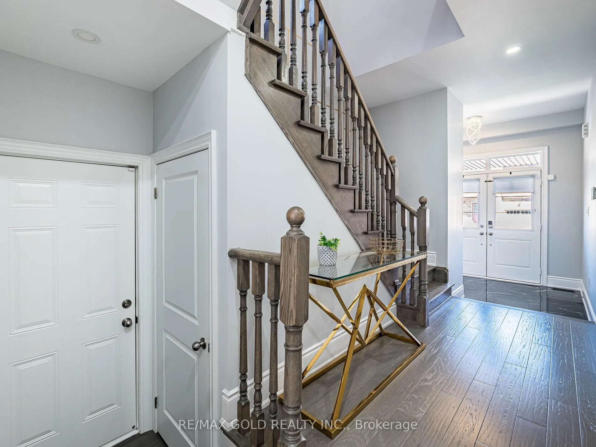 Photo 6 of 105 Boathouse Road, Brampton, Northwest Brampton — HOMEH