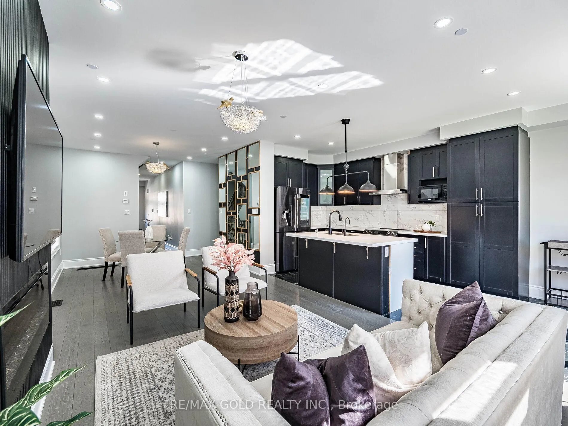 Photo 14 of 105 Boathouse Road, Brampton, Northwest Brampton — HOMEH