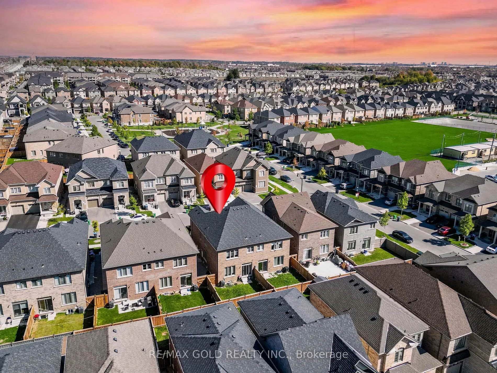 Photo 35 of 105 Boathouse Road, Brampton, Northwest Brampton — HOMEH