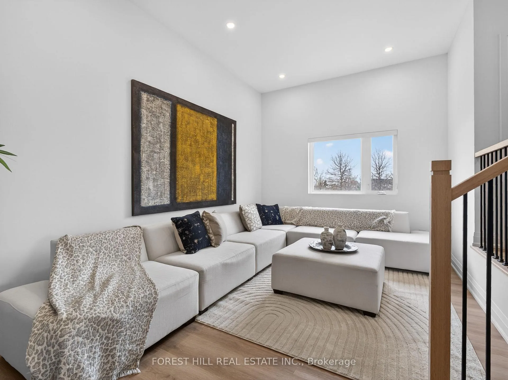 Photo 24 of Unit B, 5 Hopperton Drive, North York, St. Andrew-Windfields — HOMEH