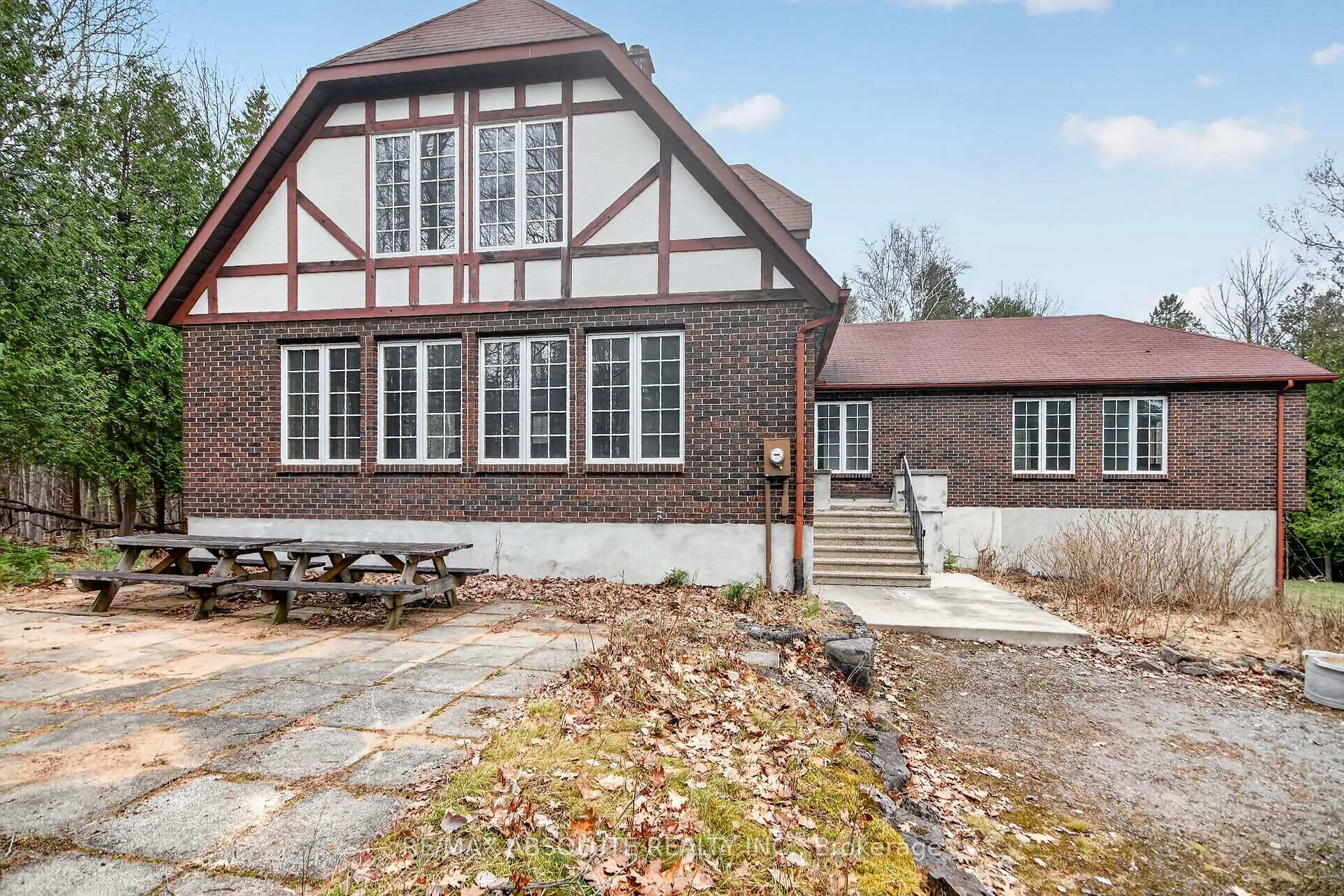 Photo 3 of 3569 Torwood Drive, Ottawa, Dunrobin Shores — HOMEH