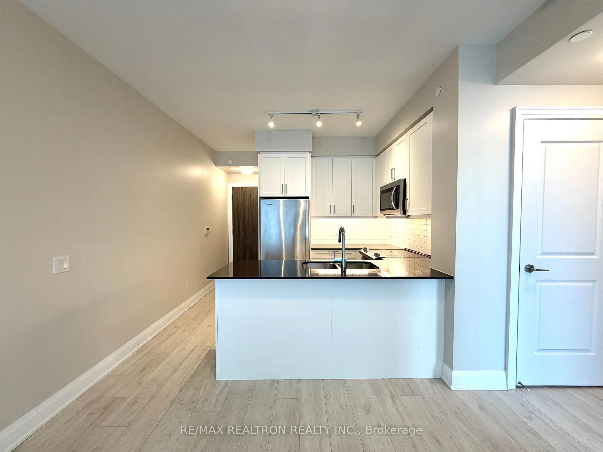 Photo 8 of Unit 1501E, 20 Gatineau Drive, Vaughan, Beverley Glen — HOMEH