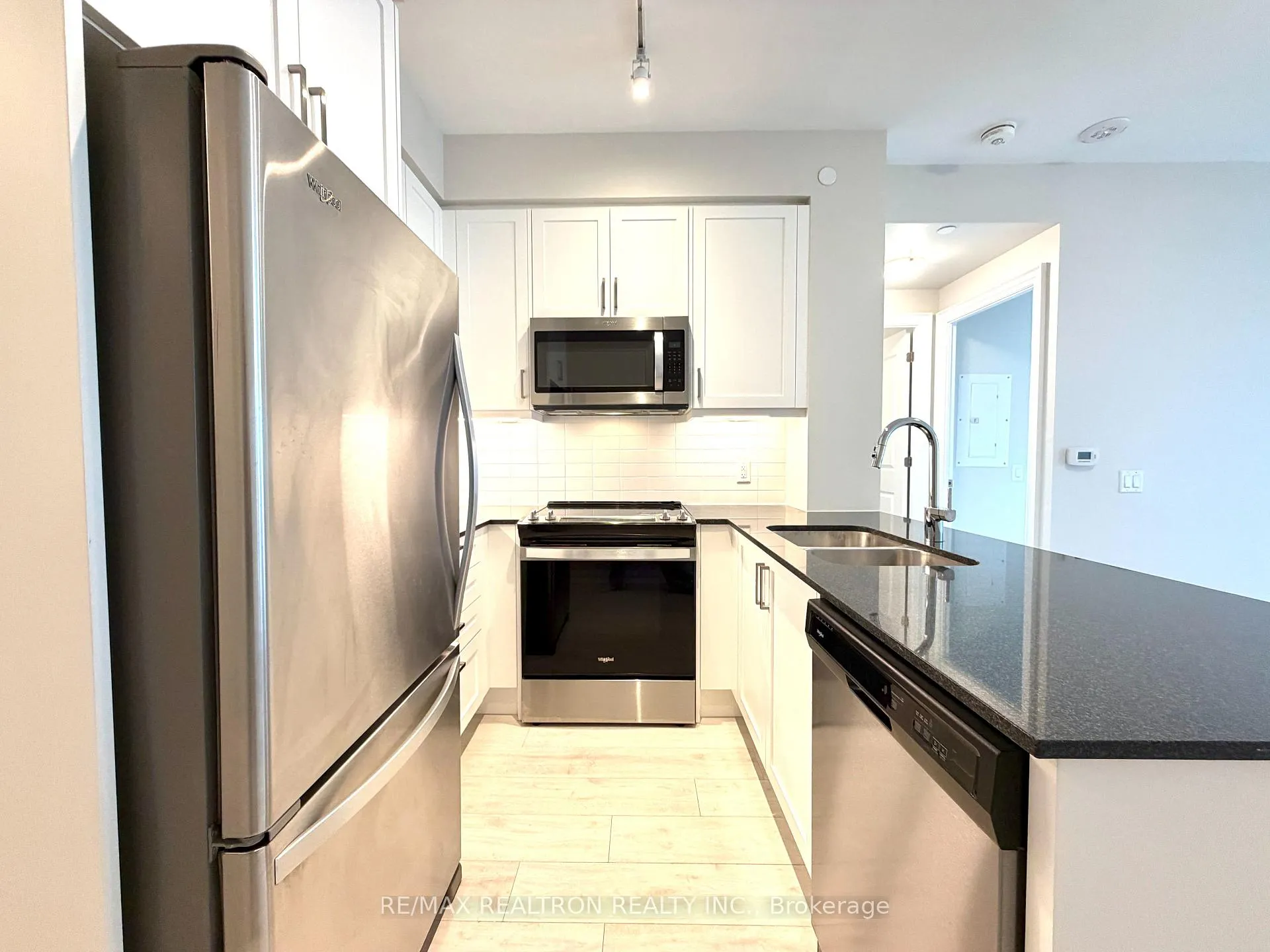 Photo 11 of Unit 1501E, 20 Gatineau Drive, Vaughan, Beverley Glen — HOMEH