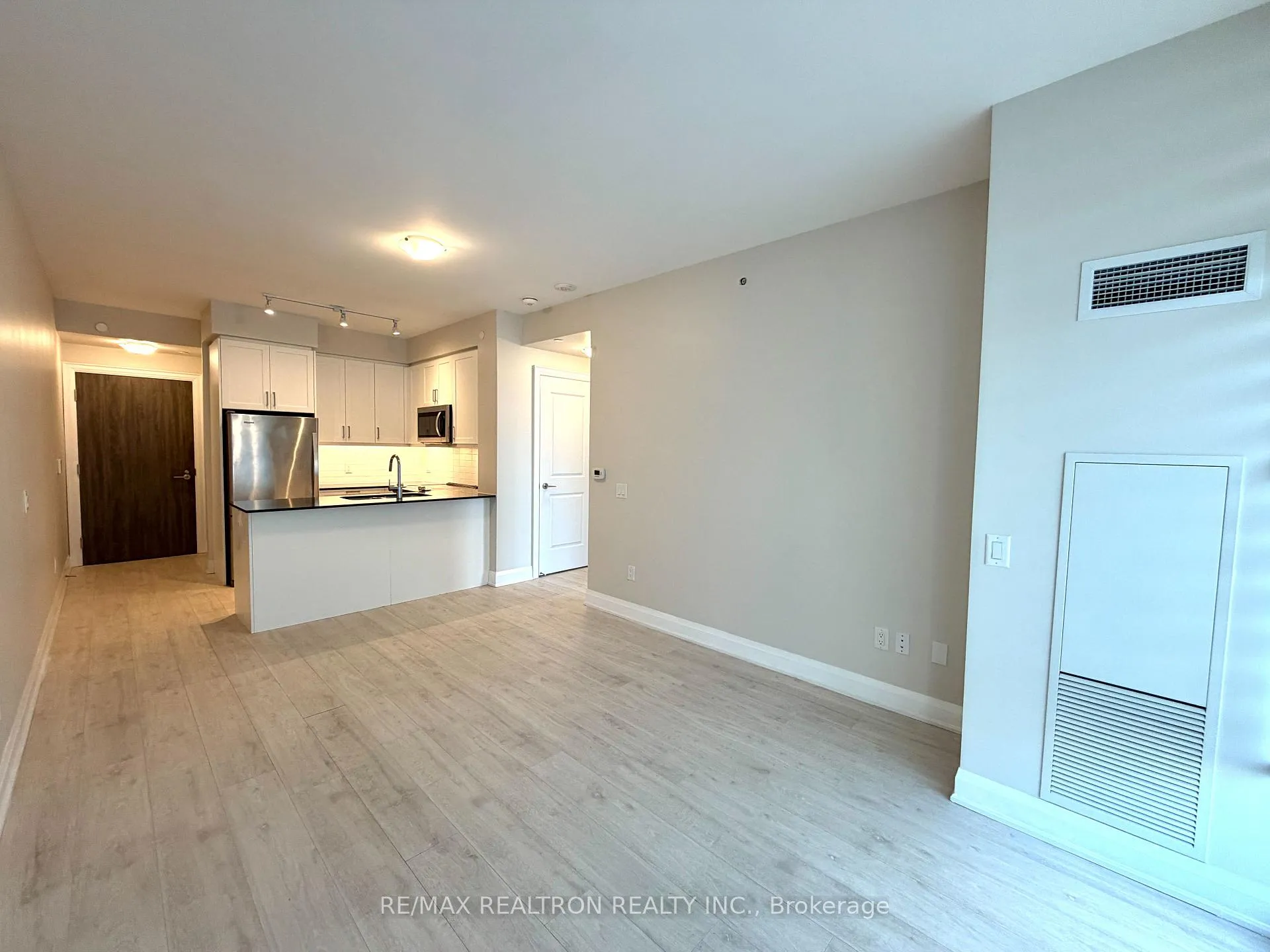 Photo 13 of Unit 1501E, 20 Gatineau Drive, Vaughan, Beverley Glen — HOMEH