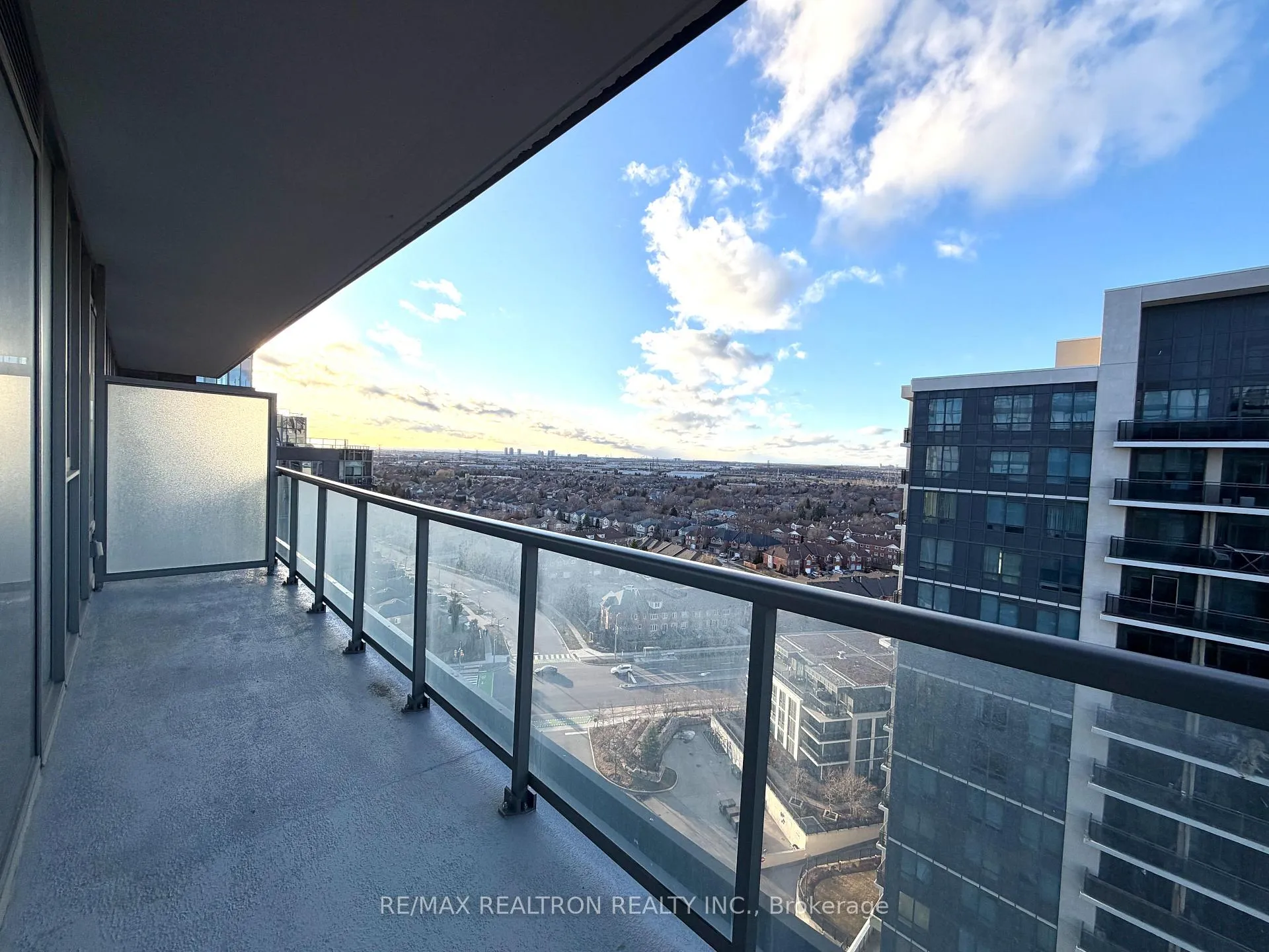 Photo 20 of Unit 1501E, 20 Gatineau Drive, Vaughan, Beverley Glen — HOMEH