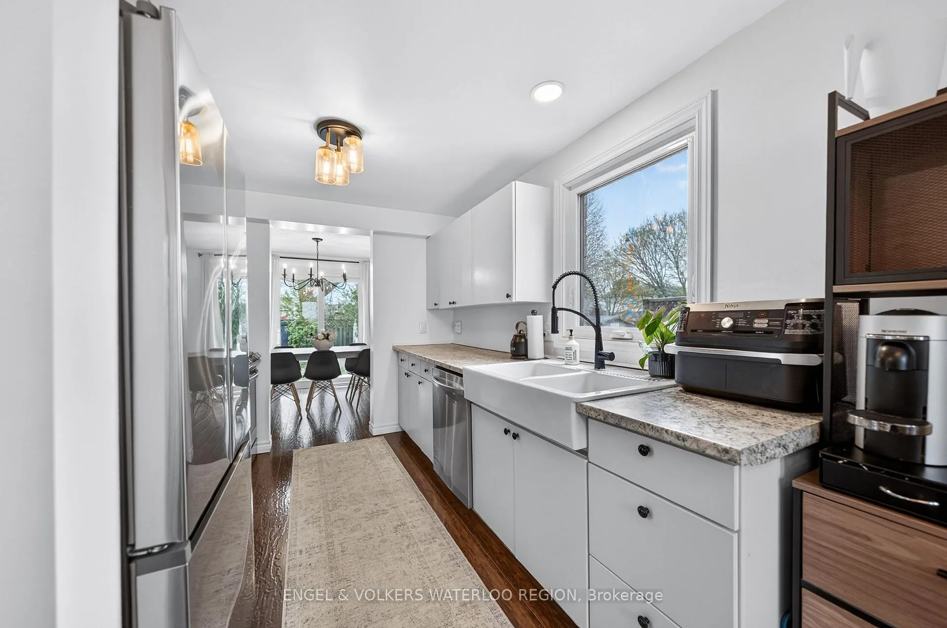 Photo 13 of 25 Oak Avenue, Waterloo — HOMEH