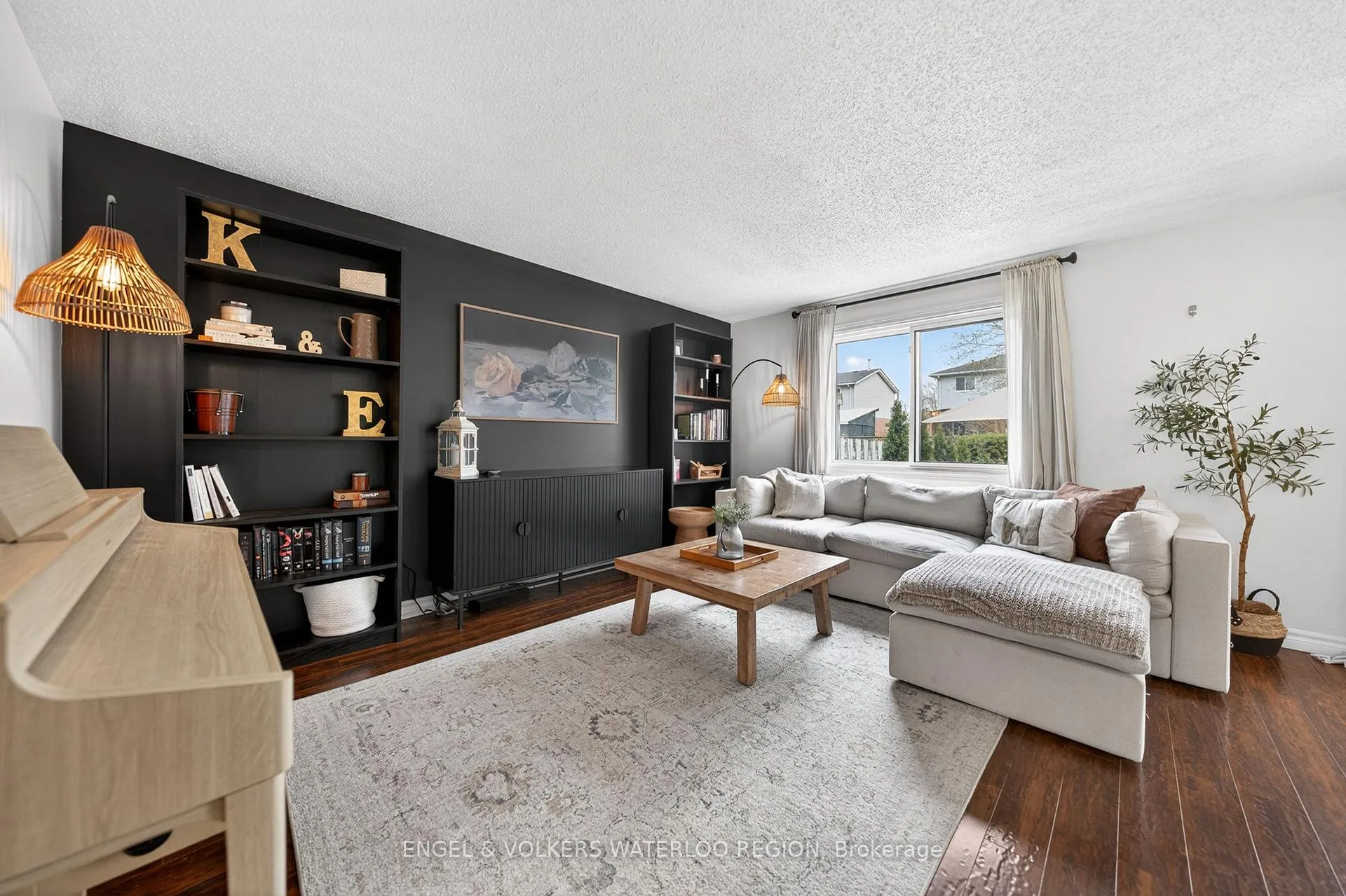 Photo 23 of 25 Oak Avenue, Waterloo — HOMEH