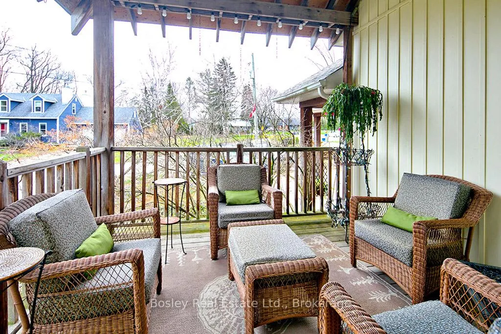 Photo 9 of 96 Moore Crescent, Blue Mountains — HOMEH