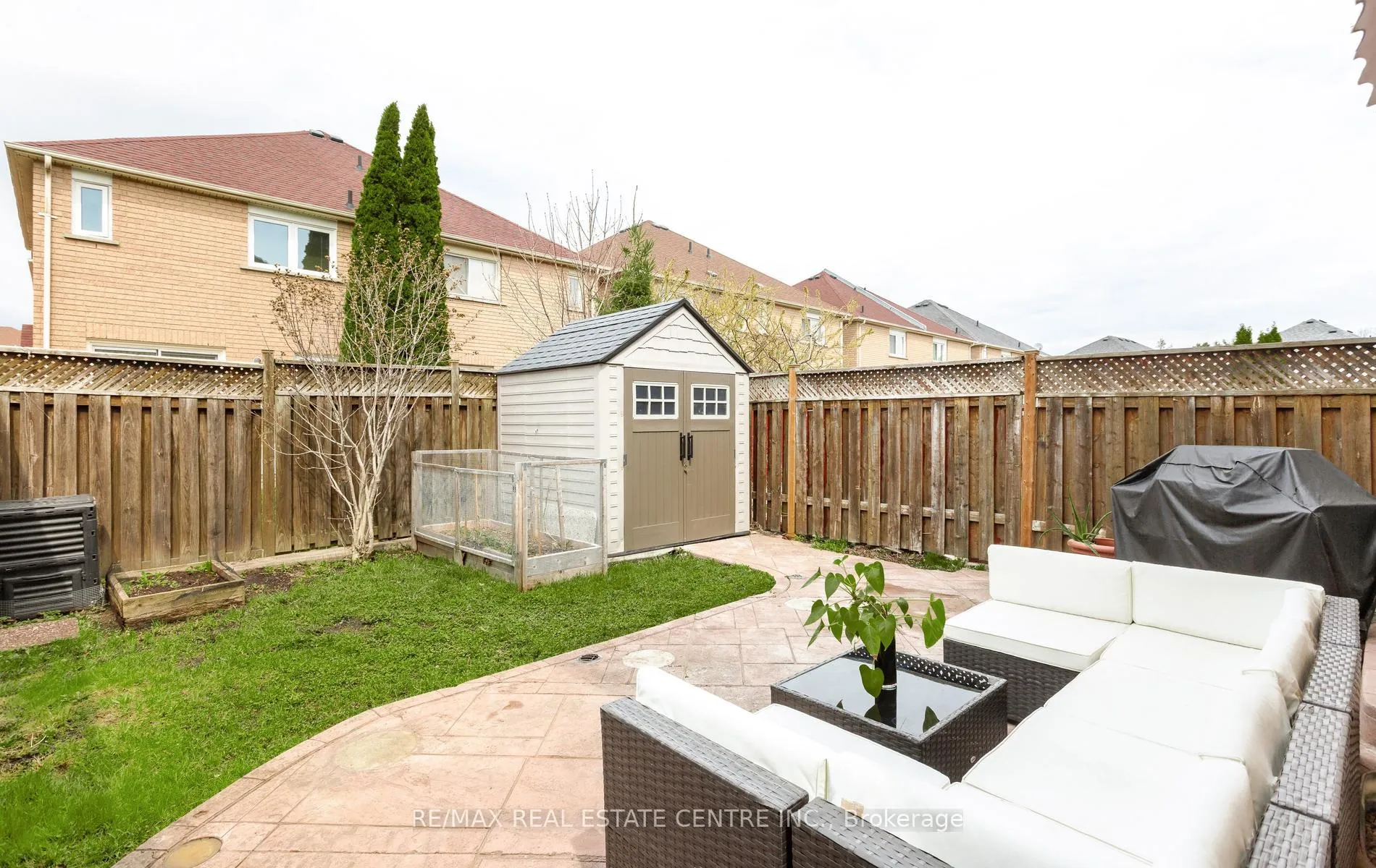 Photo 39 of 66 Herkes Drive, Brampton, Fletcher's West — HOMEH