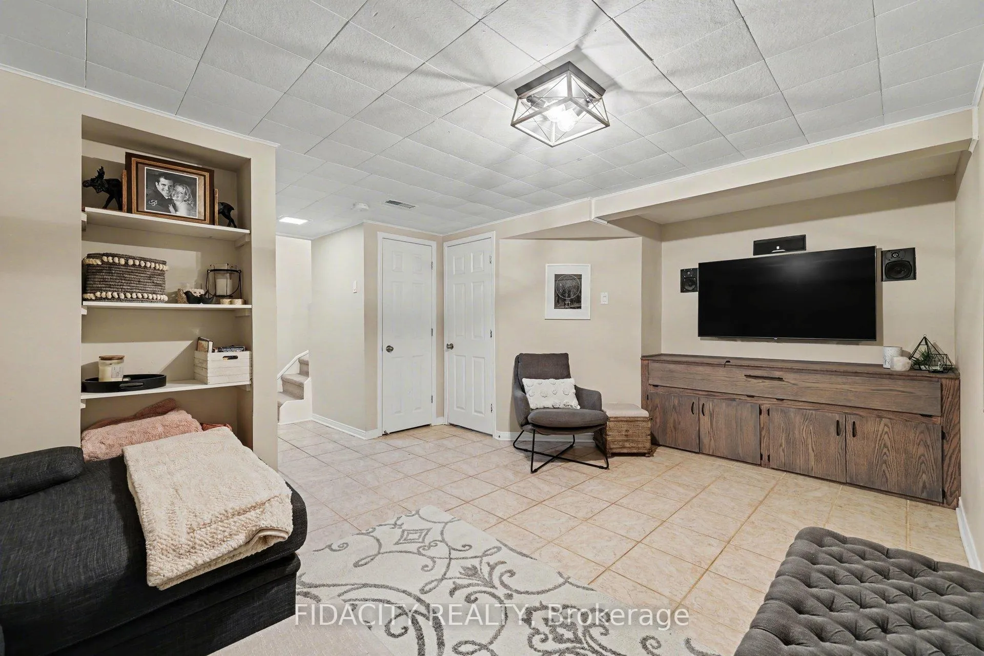 Photo 25 of 28 Glamorgan Drive, Ottawa, Kanata - Glencairn/Hazeldean — HOMEH
