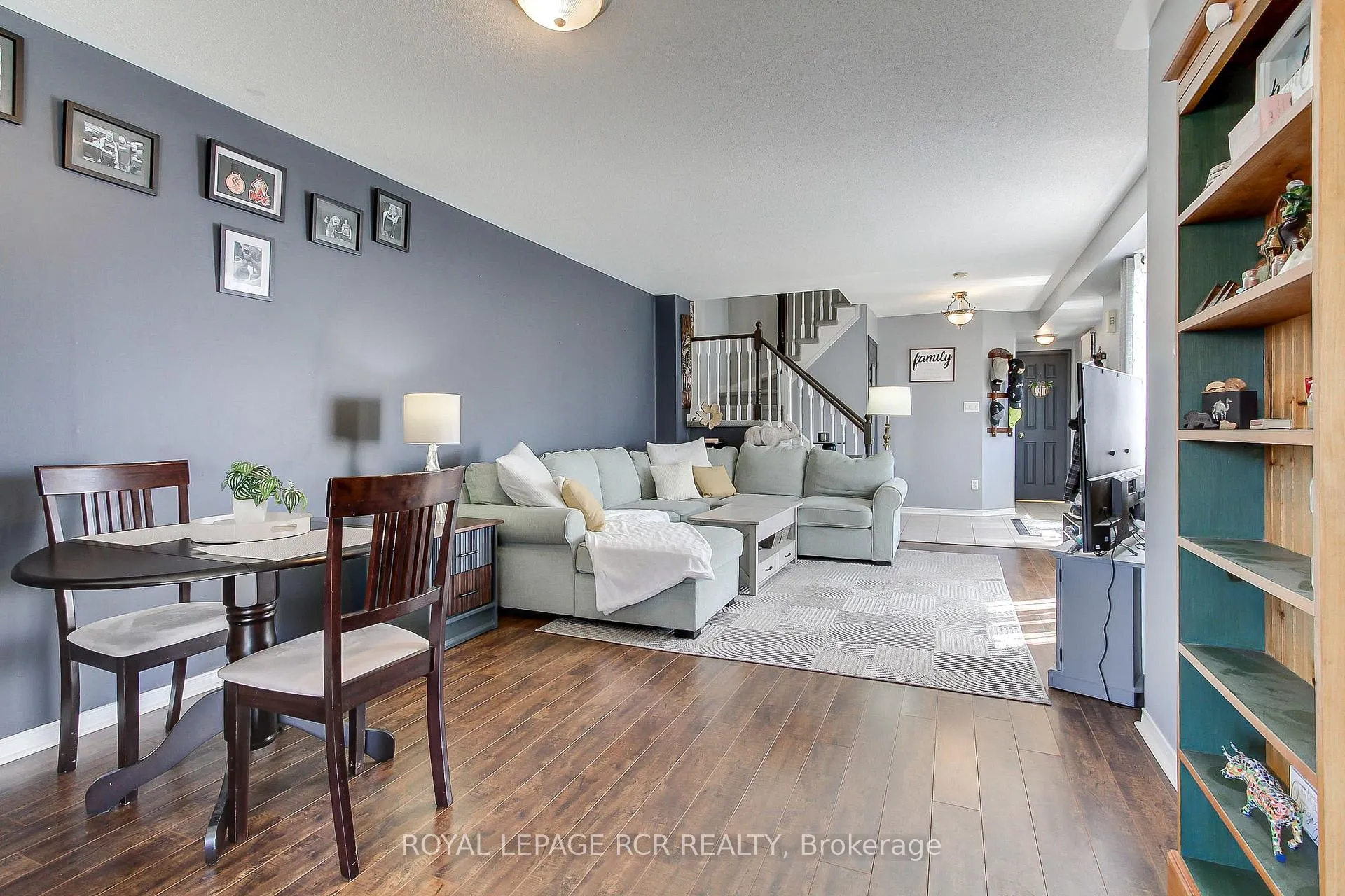 Photo 17 of 74 Drake Drive, Barrie, Painswick South — HOMEH