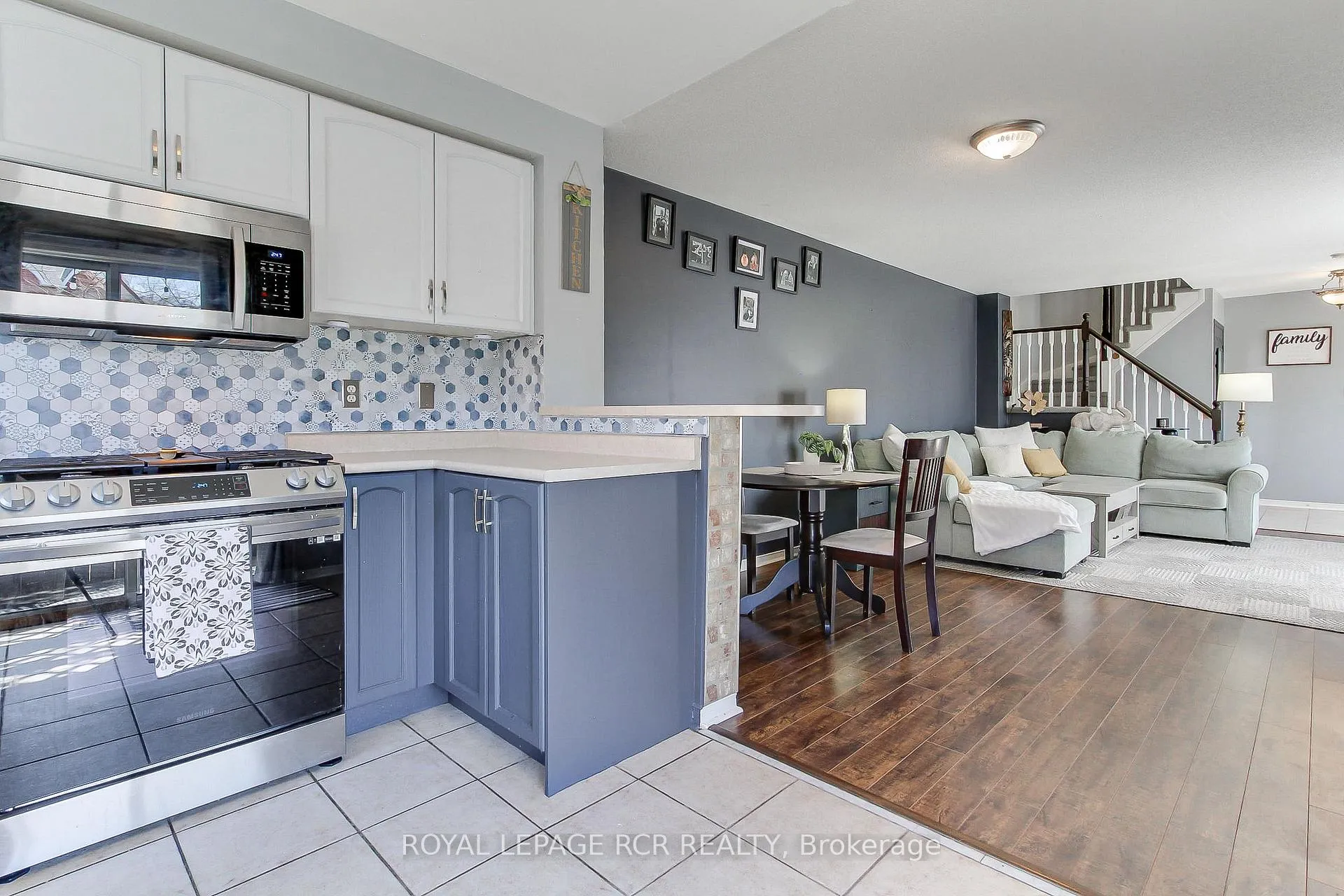 Photo 22 of 74 Drake Drive, Barrie, Painswick South — HOMEH