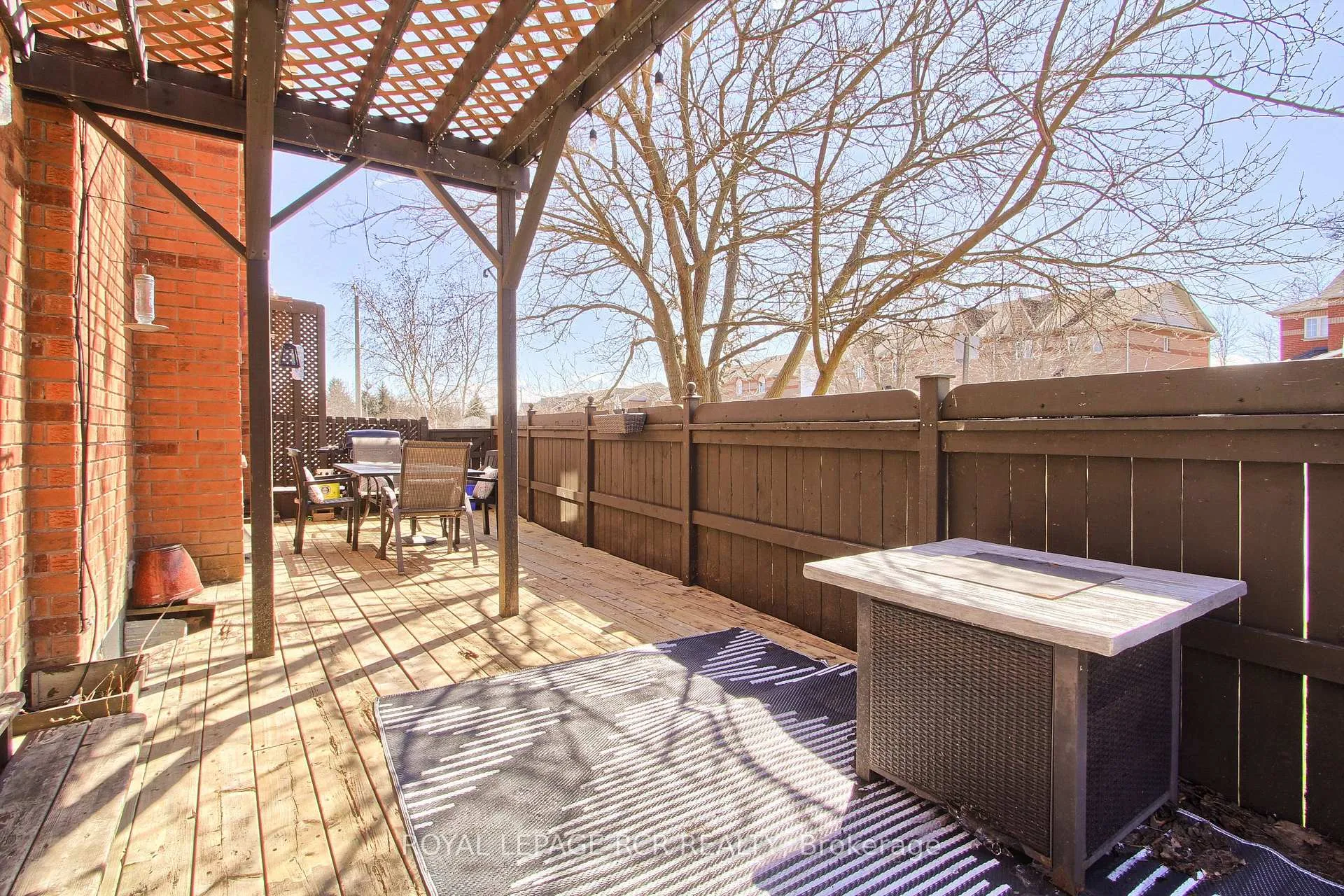 Photo 37 of 74 Drake Drive, Barrie, Painswick South — HOMEH