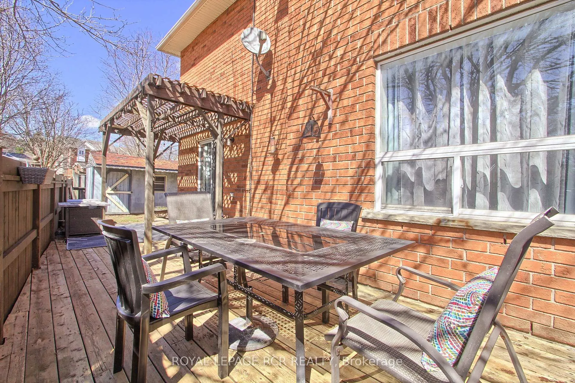 Photo 38 of 74 Drake Drive, Barrie, Painswick South — HOMEH