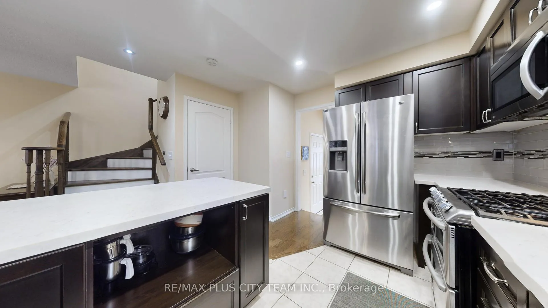 Photo 18 of 16 Edison Way, Whitby, Taunton North — HOMEH